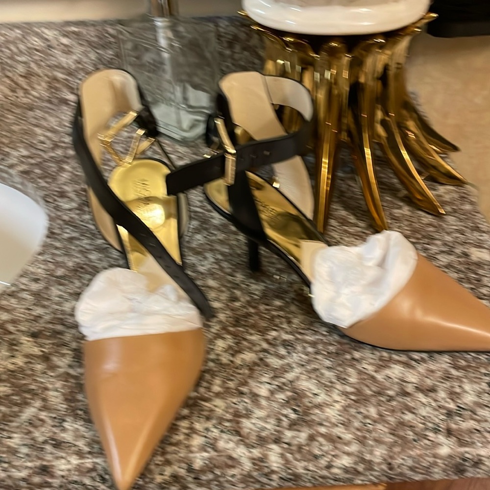 Micheal Kors beige with black strap